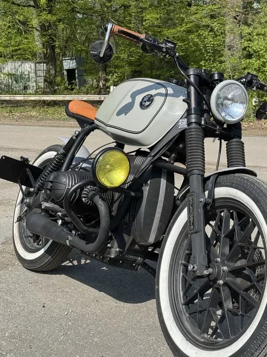 Vand BMW R80 Custom | schimb cu | r nine t | ducati diavel / harley 883 iron | Preț: 9.000 EUR | Locație: Rosu, București Vand BMW R80 Custom | schimb cu | r nine t | ducati diavel / harley 883 iron - Rosu, București - 9.000 EUR - motocicletă second hand