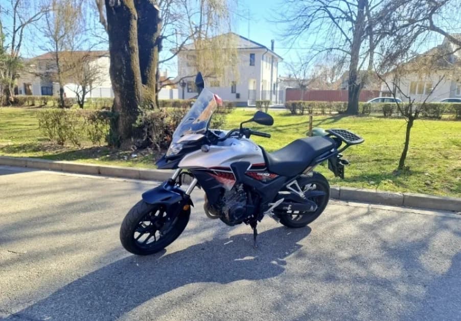 Vand/Schimb Honda CB 500 X - moto naked enduro A1/A2 abs | Preț: 3.690 EUR | Locație: Oradea, Bihor Vand/Schimb Honda CB 500 X - moto naked enduro A1/A2 abs - Oradea, Bihor - 3.690 EUR - motocicletă second hand