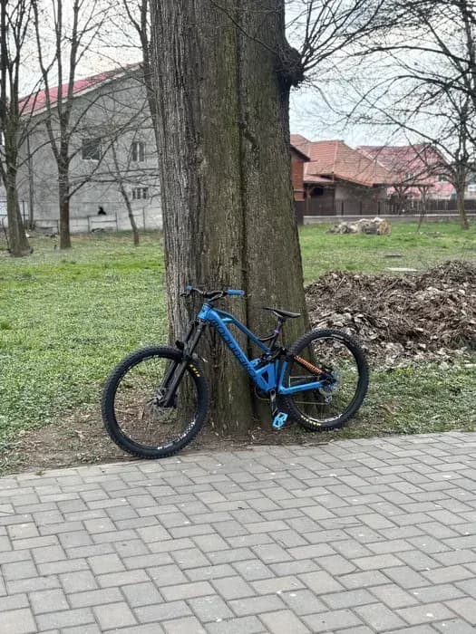 Imagine 1/3: Vand/schimb mondraker summun custom | Preț: 1.500 EUR | Locație: Reghin, Mureș Vand/schimb mondraker summun custom - Reghin, Mureș - 1.500 EUR - imagine 1 din 3 - produs second hand
