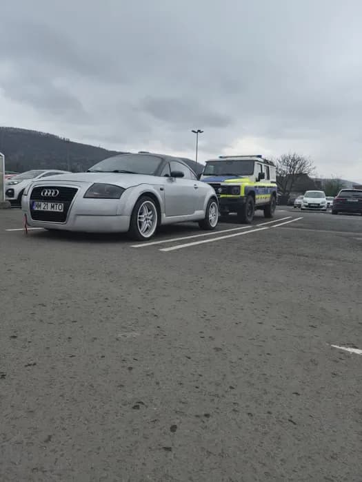 Imagine 1/4: Vând/schimb Audi TT 8n | Audi | Preț: 3.400 EUR | Locație: Sighetu Marmației, Maramureș Vând/schimb Audi TT 8n - Audi - anul 2000 - Sighetu Marmației, Maramureș - 3.400 EUR - imagine 1 din 4 - mașină second hand