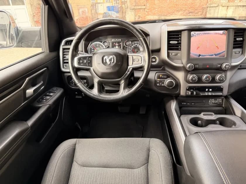 Dodge Ram 5.7 Hemi an 2019 4x4 Bena lunga 2M Inmatriculat RO | Preț: 27.500 EUR | Locație: Brașov, Brașov Dodge Ram 5.7 Hemi an 2019 4x4 Bena lunga 2M Inmatriculat RO - Brașov, Brașov - 27.500 EUR - mașină second hand